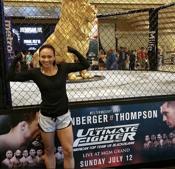 michelle waterson hot 3