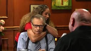 Liz tried the same move on Larry King. 
