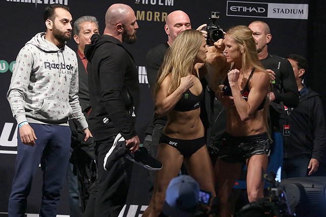 holm rousey staredown