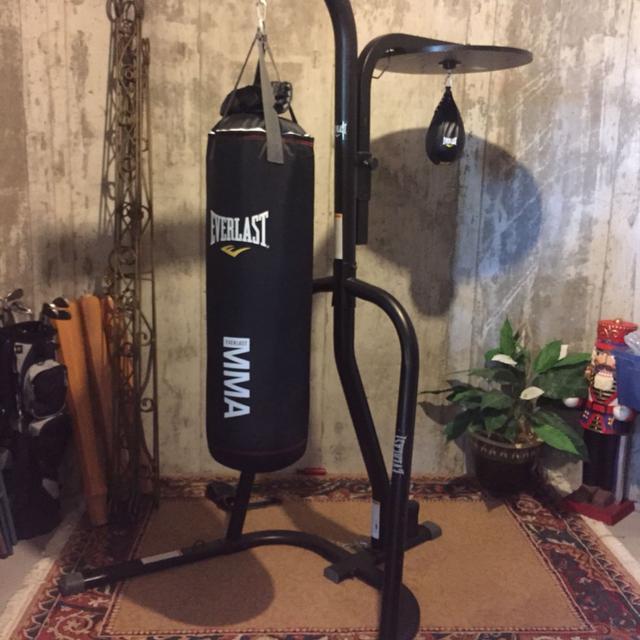 Choosing The Best Boxing Bag for Training at Home
