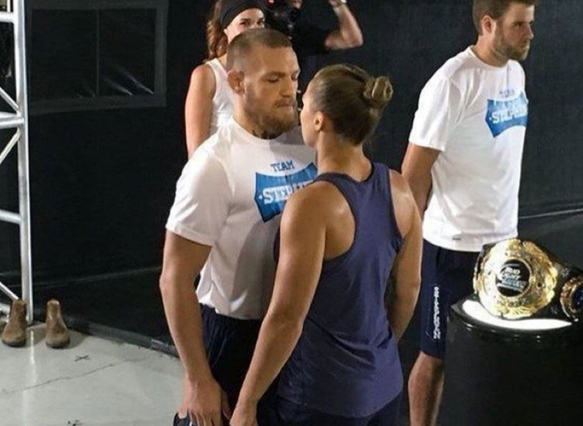 What does it mean!? McGregor and Rousey face to face. 