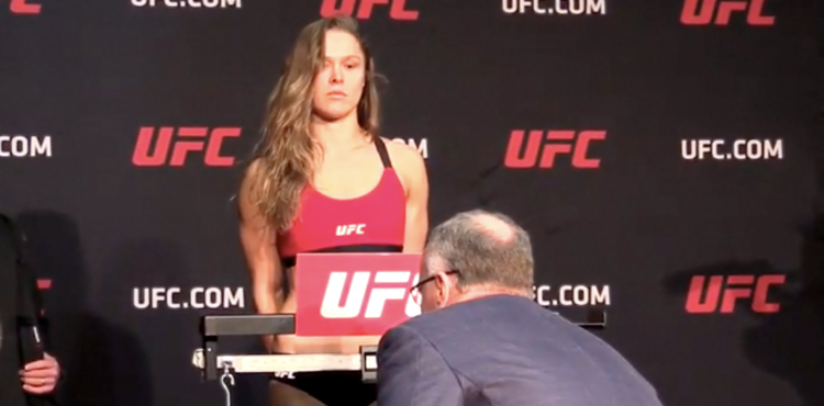 ronda-rousey-ufc-207-on-scale