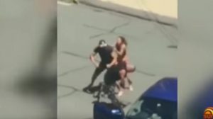 Muay Thai Fighter Attack Father and Daughter In Road Rage