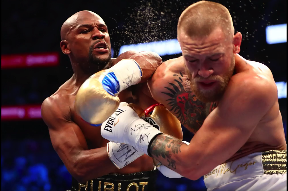 Conor McGregor Get Punch By Mayweather