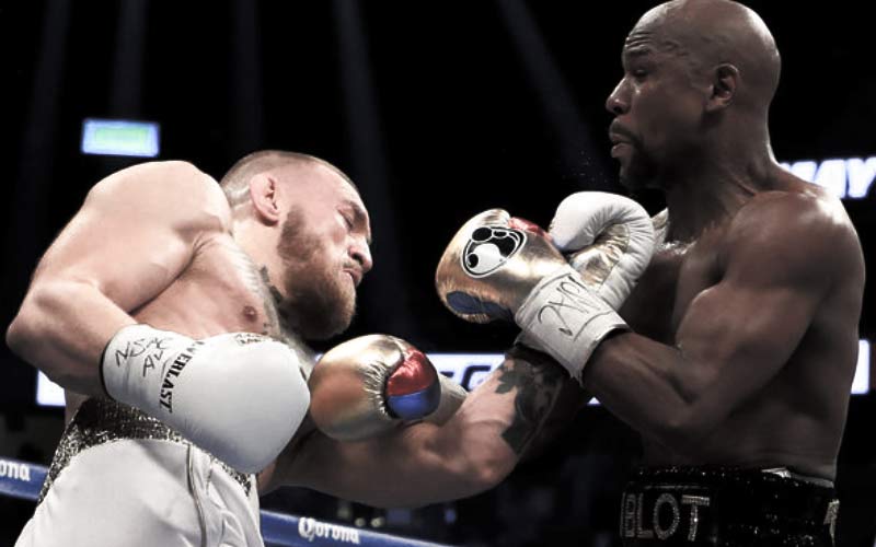 conor-punches-floyd