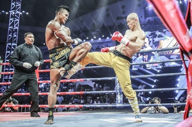 Buakaw and Sholin Monk
