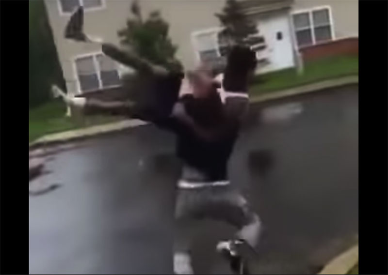man get body slam and knocked out